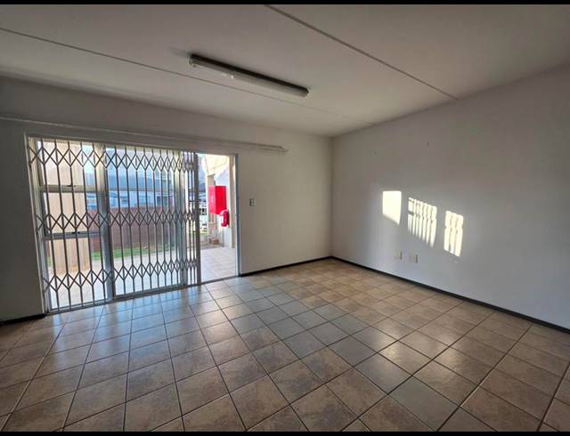 2 BEDROOM APARTMENT FOR SALE IN BARTLETT